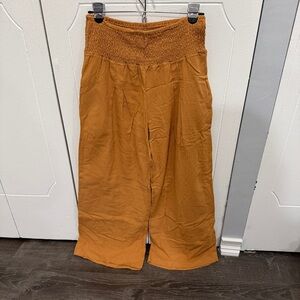 NWOT Mustard Yellow High Waisted Wide Leg Pants